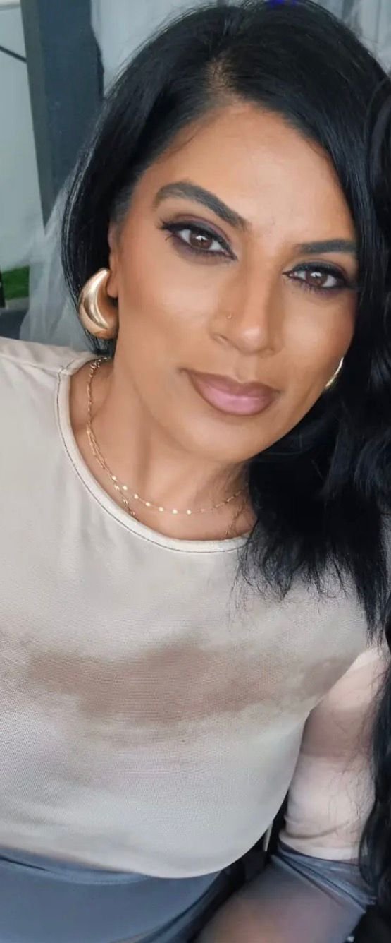 5 star client review for advanced skincare and microneedling in Enfield North London by Nita McEvoy